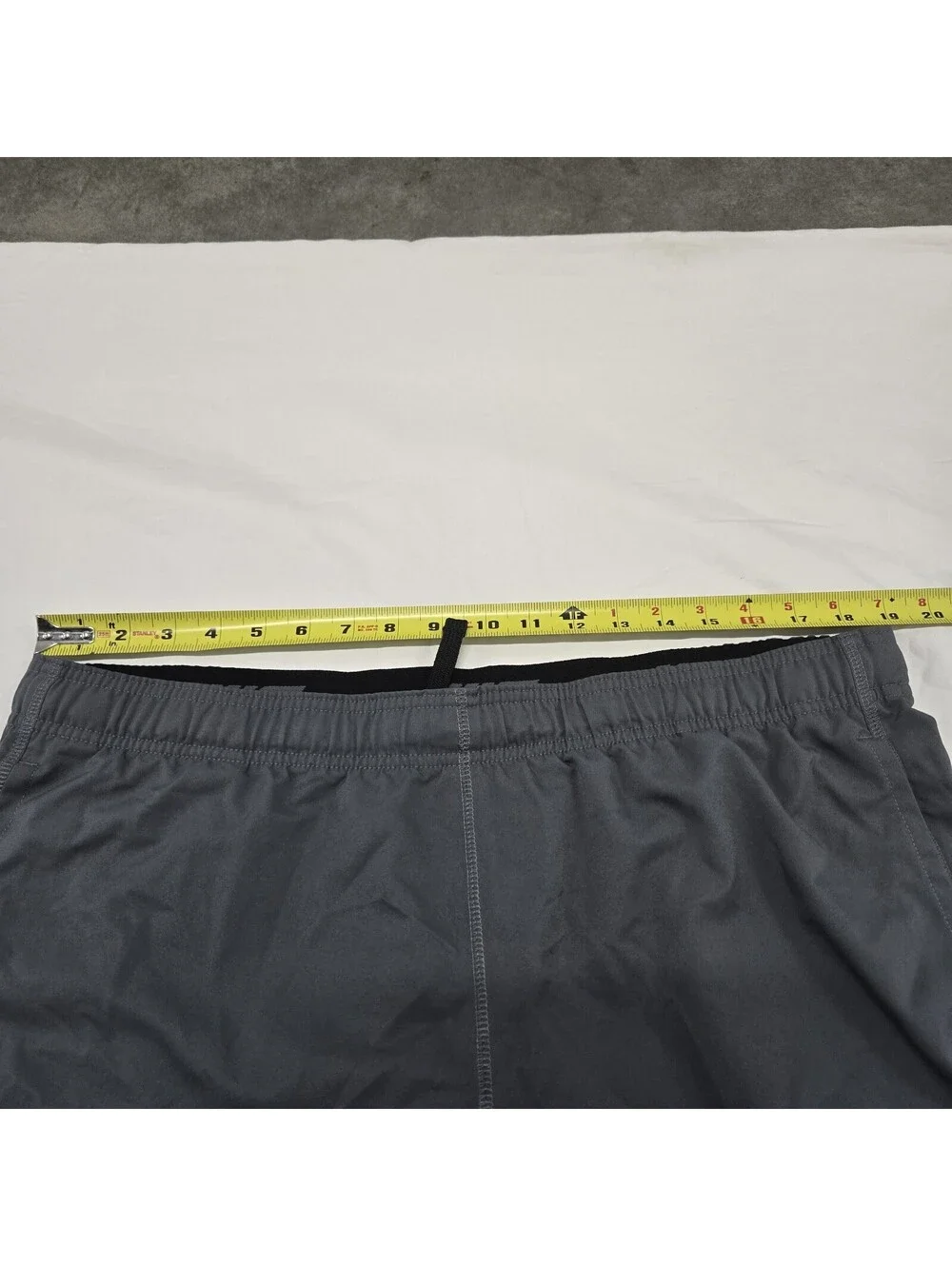 Men's LARGE Nike Dri-Fit Training Pants Cool Grey Pockets Adjustable 377786-064